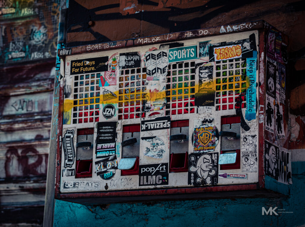 Kaugummiautomat in der Oranienstrasse neben dem Coretex