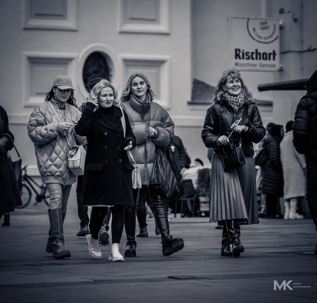 shopping-queens